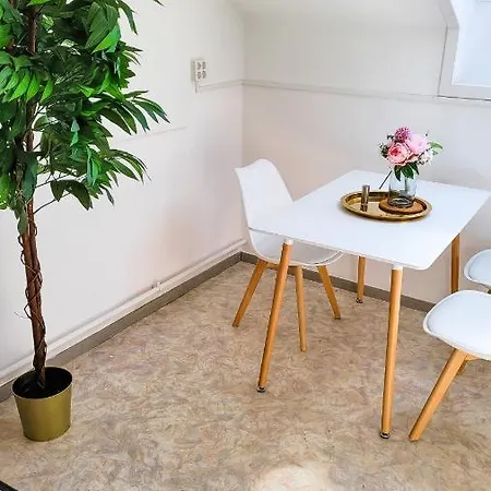 Dg R: Helle 40m² 2-zimmer Nahe Salzburg