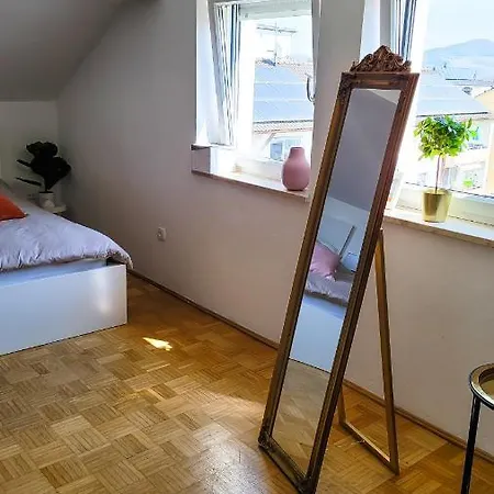 Dg R: Helle 40m² 2-zimmer Nahe Salzburg * فريلاسنغ